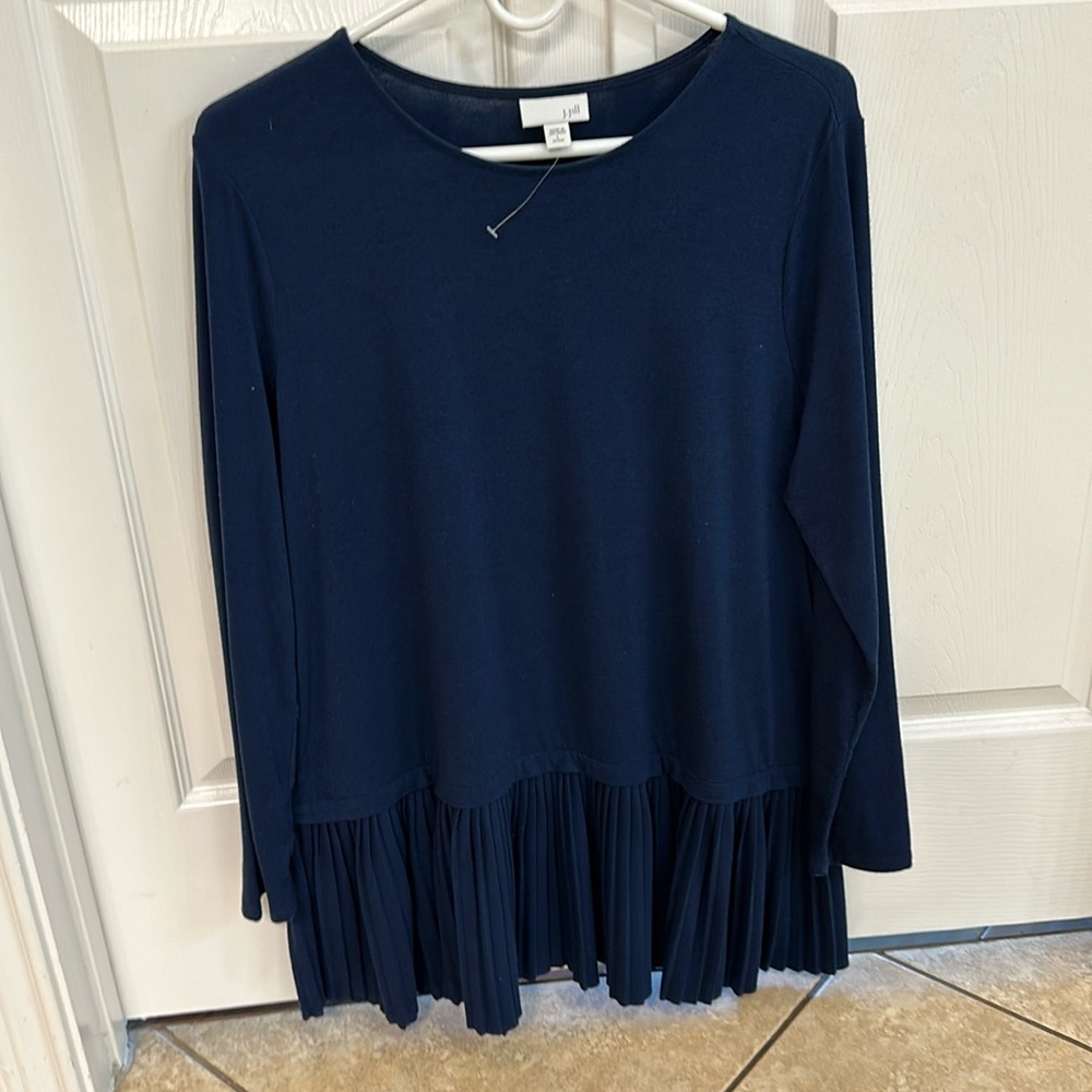 J Jill long sleeved shirt with ruffle
